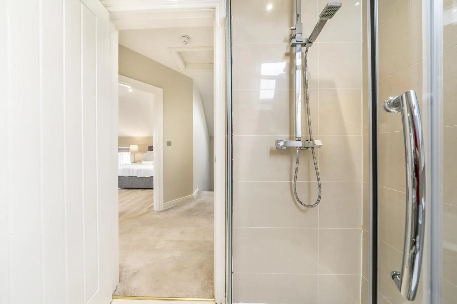 The Woodstock - 2 Bd Mod Duplex Ap - Gold Short Term Stays Belfast