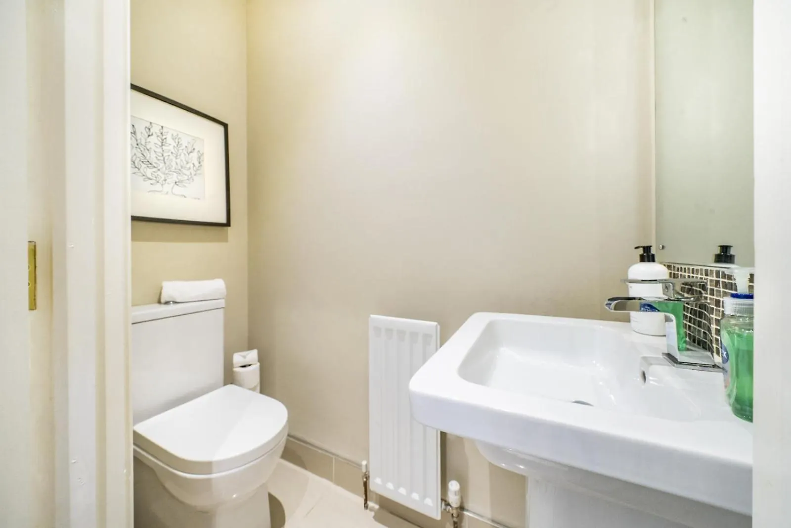 The Woodstock - 2 Bd Mod Duplex Ap - Gold Short Term Stays Belfast 0*,  United Kingdom